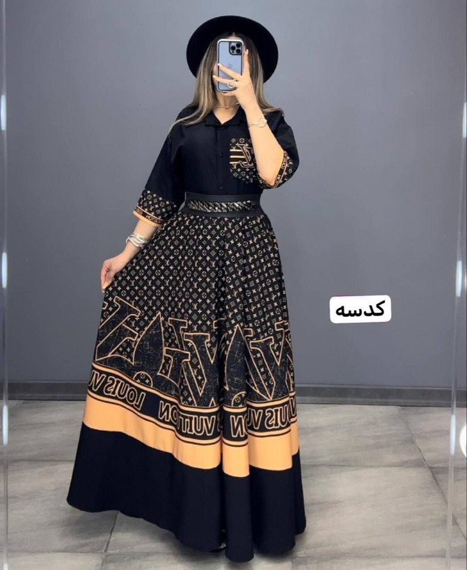 ست شومیز و دامن زنانه